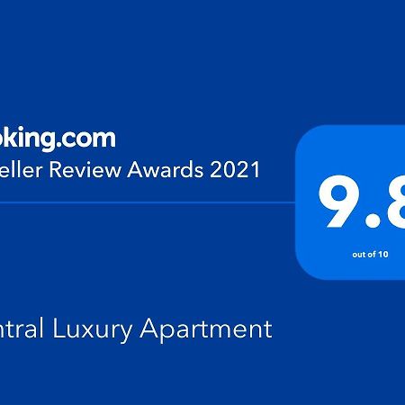 Central Luxury Apartment Тирана Екстер'єр фото